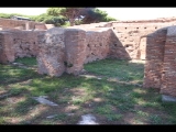 01341 ostia - regio ii - insula vi - ninfeo (ii,vi,2) - noerdliche raeume.jpg